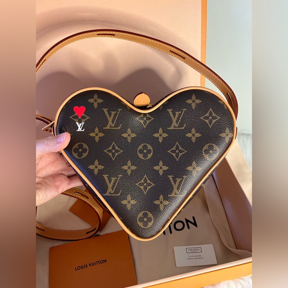 ❌sold❌LOUIS VUITTON
Monogram Game On Coeur limited edition